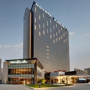 Отель Novotel Expo Centre